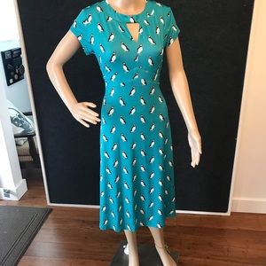 Vintage-style blue-green puffin day dress sz 10